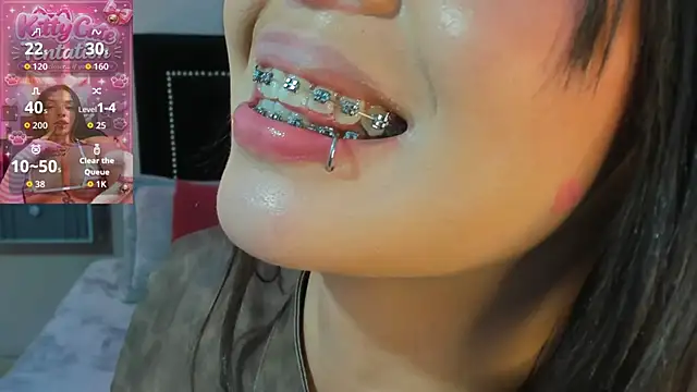 Snapshot of Charlotte__Benett chatting on 07-01-26, 04:13 Charlotte Benett online show from 07-01-26, 04:13