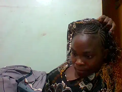 sexxyqueenn22 online show from 12-18-25, 05:23