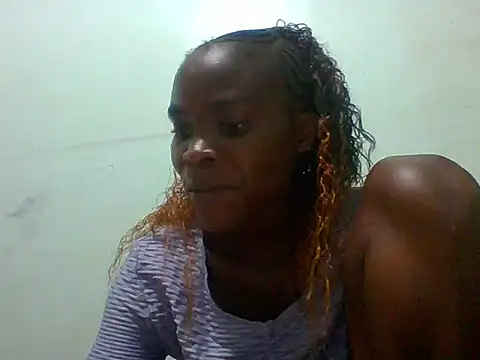 sexxyqueenn22 online show from 12-18-25, 09:51