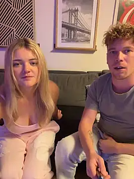 Snapshot of NickyGold_Official chatting on 02-25-26, 05:24 NickyGold Official online show from 02-25-26, 05:24