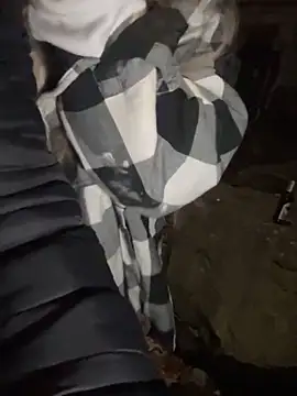 Snapshot of NickyGold_Official chatting on 10-30-25, 05:54 NickyGold Official online show from 10-30-25, 05:54