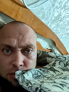 Amid7 online show from 10-19-25, 05:26