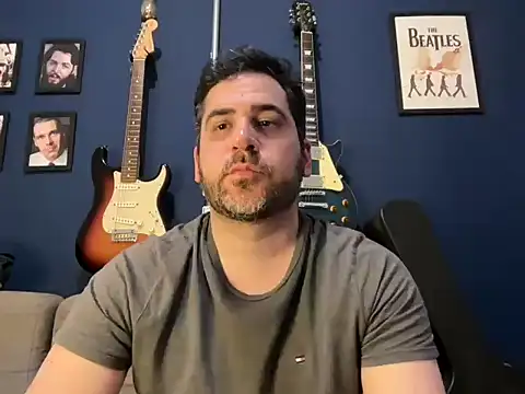 Snapshot of hotsafadinho chatting on 01-18-25, 02:14 hotsafadinho online show from 01-18-25, 02:14