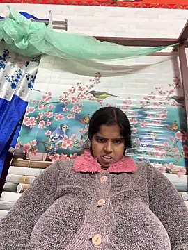 Beauty-queen online show from 12-16-25, 10:52