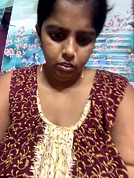 Snapshot of Beauty-queen chatting on 09-09-25, 11:52 Beauty-queen online show from 09-09-25, 11:52