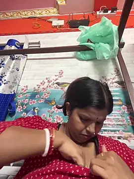 Snapshot of Beauty-queen chatting on 03-22-25, 10:28 Beauty-queen online show from 03-22-25, 10:28