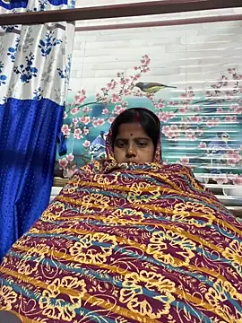 Beauty-queen online show from 01-16-26, 01:48