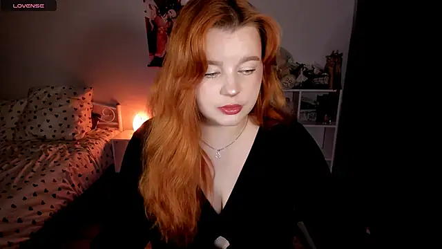  Lisa x online show from 11-11-25, 05:35