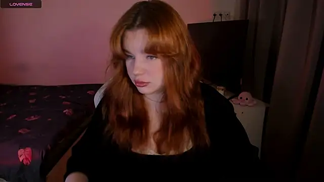 Snapshot of _Lisa_x chatting on 12-04-24, 05:21  Lisa x online show from 12-04-24, 05:21