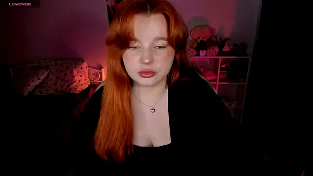 Snapshot of _Lisa_x chatting on 10-10-25, 11:22  Lisa x online show from 10-10-25, 11:22