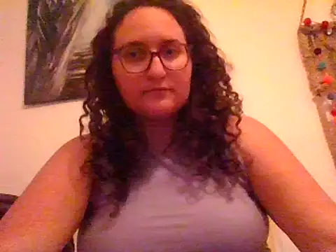 Snapshot of juicyrubies chatting on 03-16-25, 03:17 juicyrubies online show from 03-16-25, 03:17