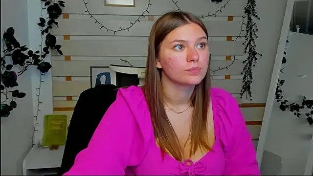 Josephine Kiss online show from 05-06-26, 01:04