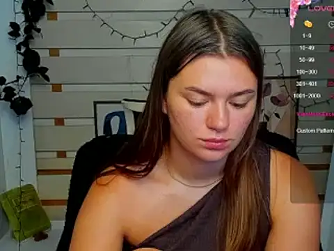 Josephine Kiss online show from 06-30-26, 05:07