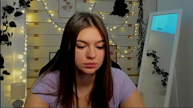 Josephine Kiss online show from 02-24-26, 05:19