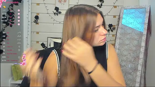 Josephine Kiss online show from 10-30-25, 01:31