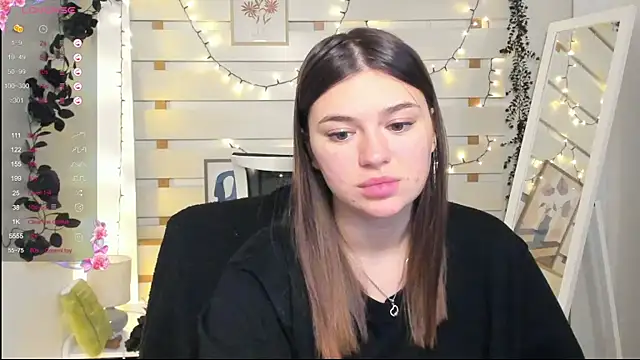 Josephine Kiss online show from 01-10-26, 04:35