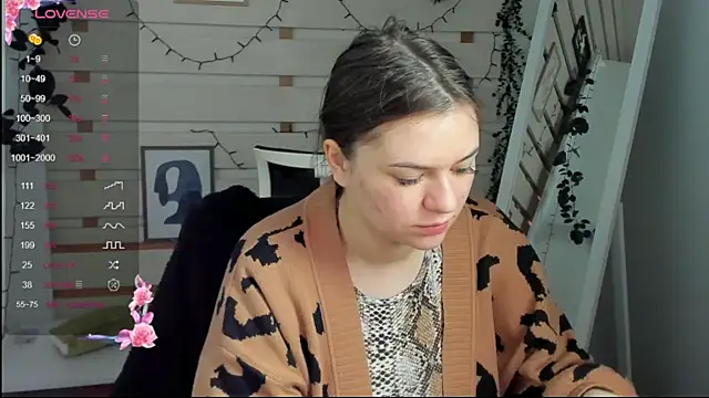 Josephine Kiss online show from 04-07-26, 11:34