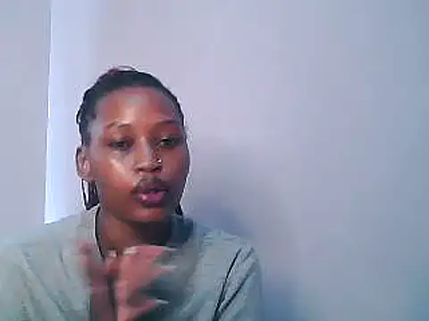 Snapshot of Sweet_Vinkah chatting on 02-17-25, 12:49 Sweet Vinkah online show from 02-17-25, 12:49