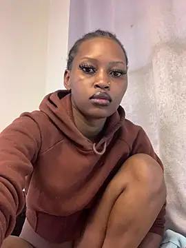Snapshot of Sweet_Vinkah chatting on 06-17-26, 10:25 Sweet Vinkah online show from 06-17-26, 10:25