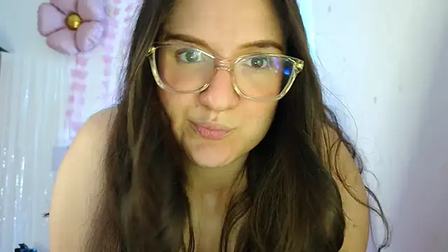 livgomez online show from 09-14-25, 03:01