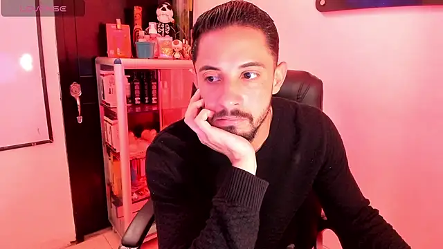 Snapshot of Erick_Wall chatting on 03-14-26, 04:02 Erick Wall online show from 03-14-26, 04:02