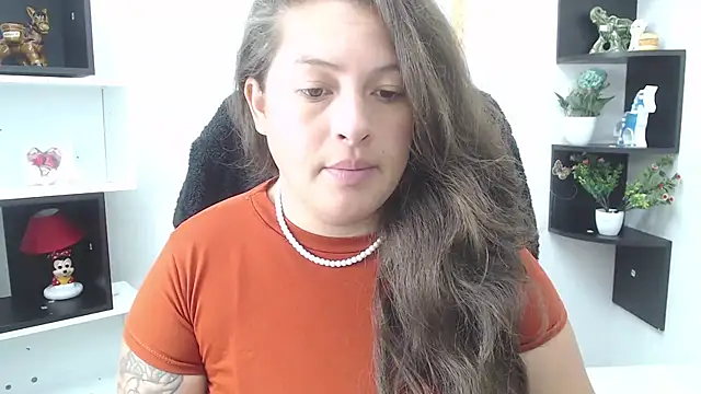 Snapshot of SaraThomso chatting on 03-12-25, 02:52 SaraThomso online show from 03-12-25, 02:52