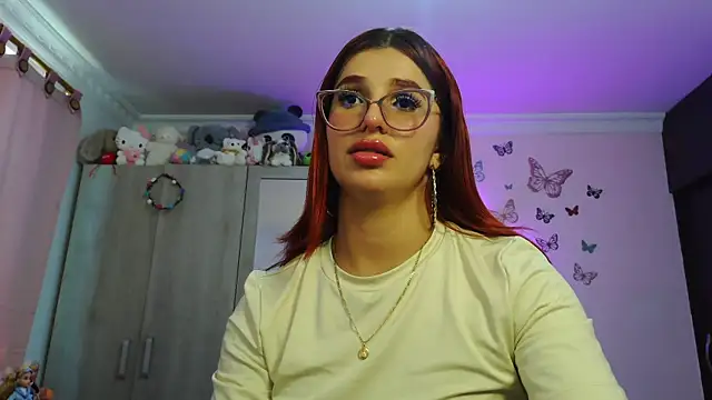 Snapshot of caroline_jonson chatting on 05-15-26, 04:16 caroline jonson online show from 05-15-26, 04:16