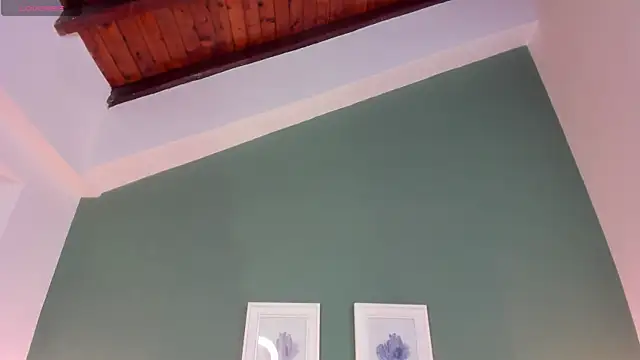  anavictoria  online show from 10-18-25, 01:13