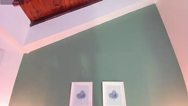  anavictoria  online show from 11-15-25, 12:31