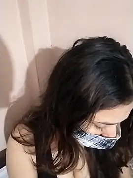 PRINCESS ZANNAT online show from 04-15-26, 05:17