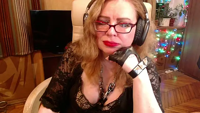 Snapshot of Miss_Tress chatting on 07-20-26, 08:44 Miss Tress online show from 07-20-26, 08:44