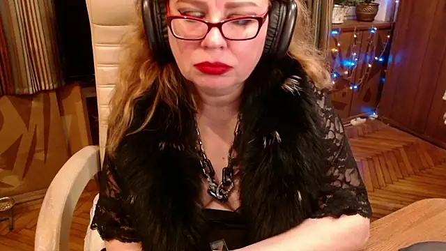 Miss Tress online show from 02-03-26, 05:29