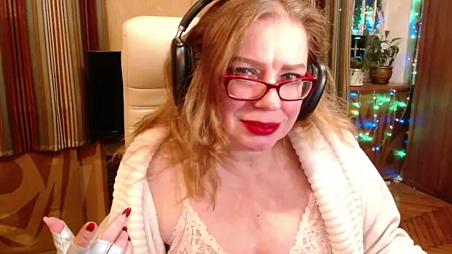 Miss Tress online show from 01-18-26, 07:28