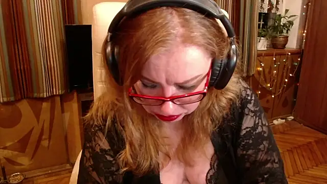 Miss Tress online show from 01-14-26, 11:19