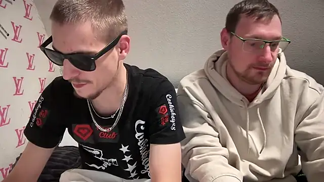 Snapshot of Relsxboy chatting on 01-10-25, 11:50 Relsxboy online show from 01-10-25, 11:50