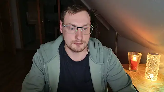 Snapshot of Relsxboy chatting on 01-07-25, 09:57 Relsxboy online show from 01-07-25, 09:57