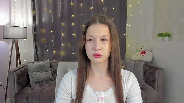 Snapshot of Cute__Alicia chatting on 02-20-25, 12:30 Cute  Alicia online show from 02-20-25, 12:30