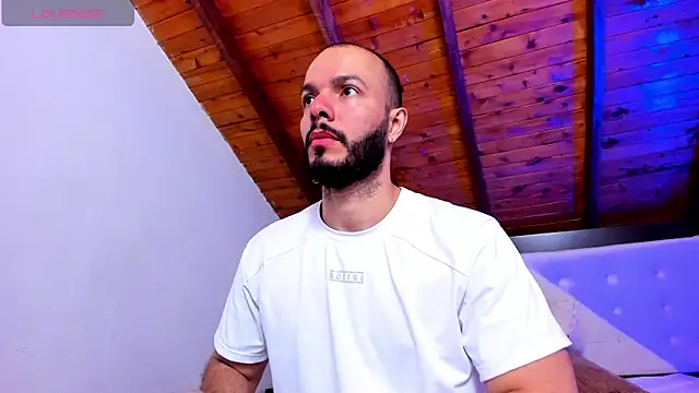 Tom Bailey online show from 03-10-26, 12:31