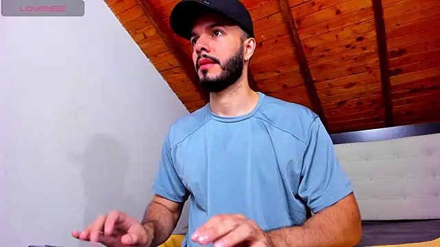 Tom Bailey online show from 04-07-26, 12:51