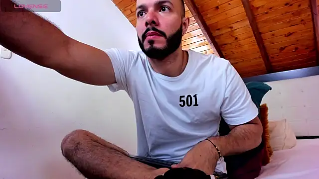 Tom Bailey online show from 01-10-26, 12:55