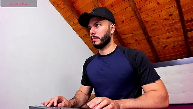 Tom Bailey online show from 02-23-26, 12:39