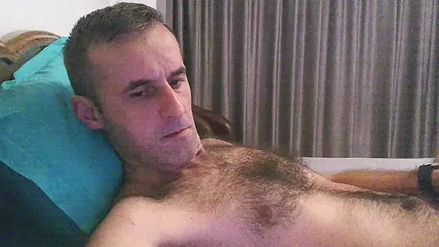 Snapshot of stevenpit chatting on 10-03-25, 04:47 stevenpit online show from 10-03-25, 04:47