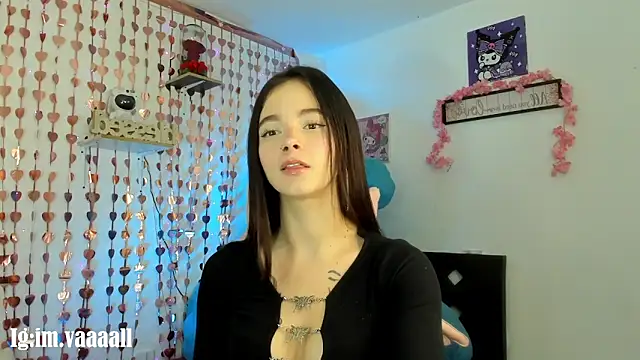 lucyy tay online show from 11-06-25, 06:56