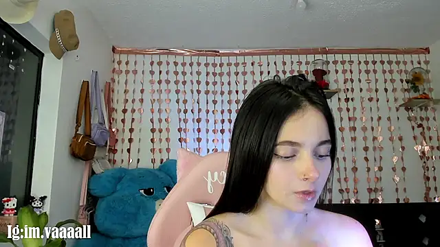 Snapshot of lucyy_tay chatting on 09-10-25, 09:58 lucyy tay online show from 09-10-25, 09:58