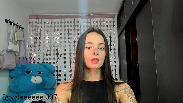 Snapshot of lucyy_tay chatting on 12-12-24, 12:27 lucyy tay online show from 12-12-24, 12:27