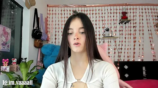 Snapshot of lucyy_tay chatting on 09-23-25, 09:55 lucyy tay online show from 09-23-25, 09:55