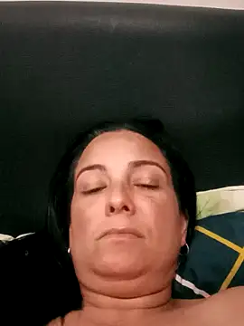 Snapshot of Pedro-Caro chatting on 11-26-25, 02:11 Pedro-Caro online show from 11-26-25, 02:11