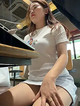 Emily 9xx online show from 03-20-26, 01:28