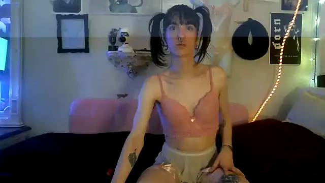 Snapshot of jetjinx chatting on 02-07-26, 03:47 jetjinx online show from 02-07-26, 03:47