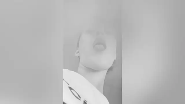 LolaLemona online show from 09-15-25, 12:27